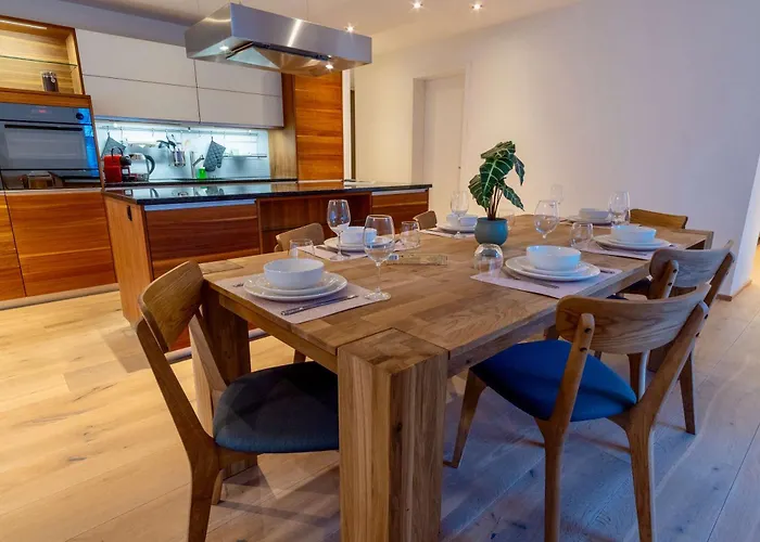 Interlaken Mountain View 公寓 *